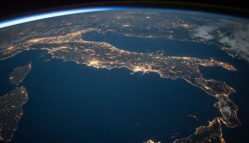 international-space-station-1776401_1280 international-space-station-1776401_1280