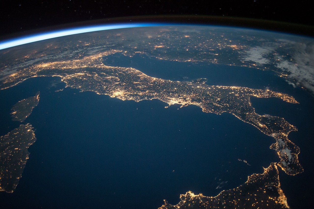 international-space-station-1776401_1280